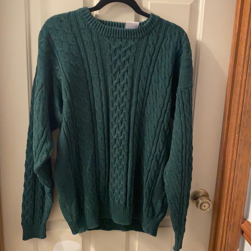 Vintage cable knit sweater